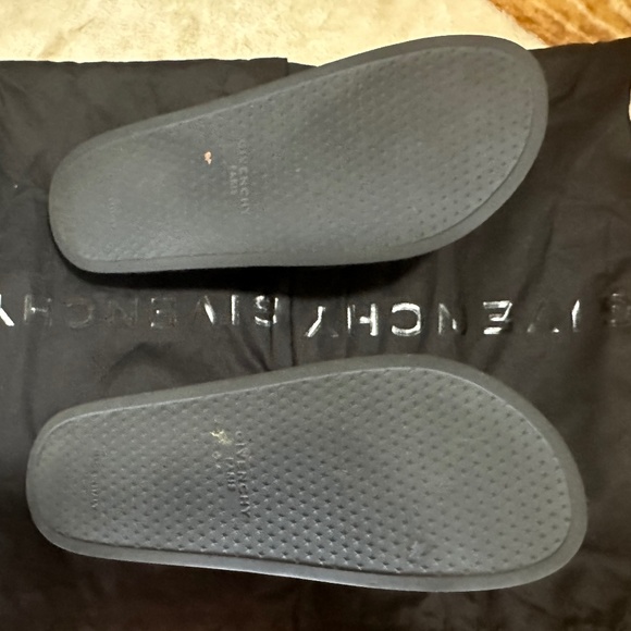 Givenchy Mens Slide Sandals in Rubber size 43 main image 7